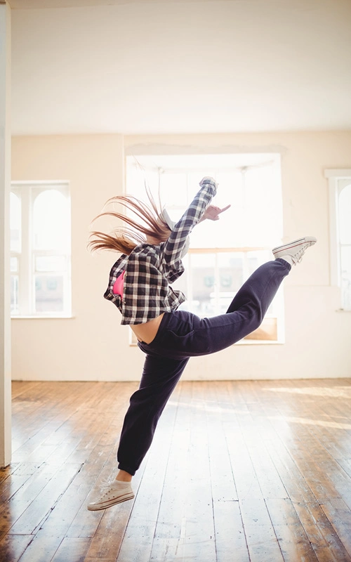 DANCE CLASSROOM